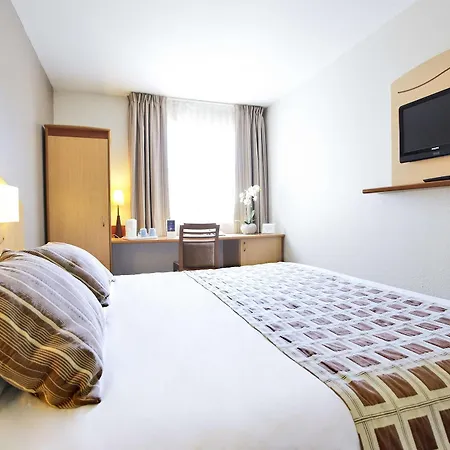 Kyriad Centre Antigone Hotel